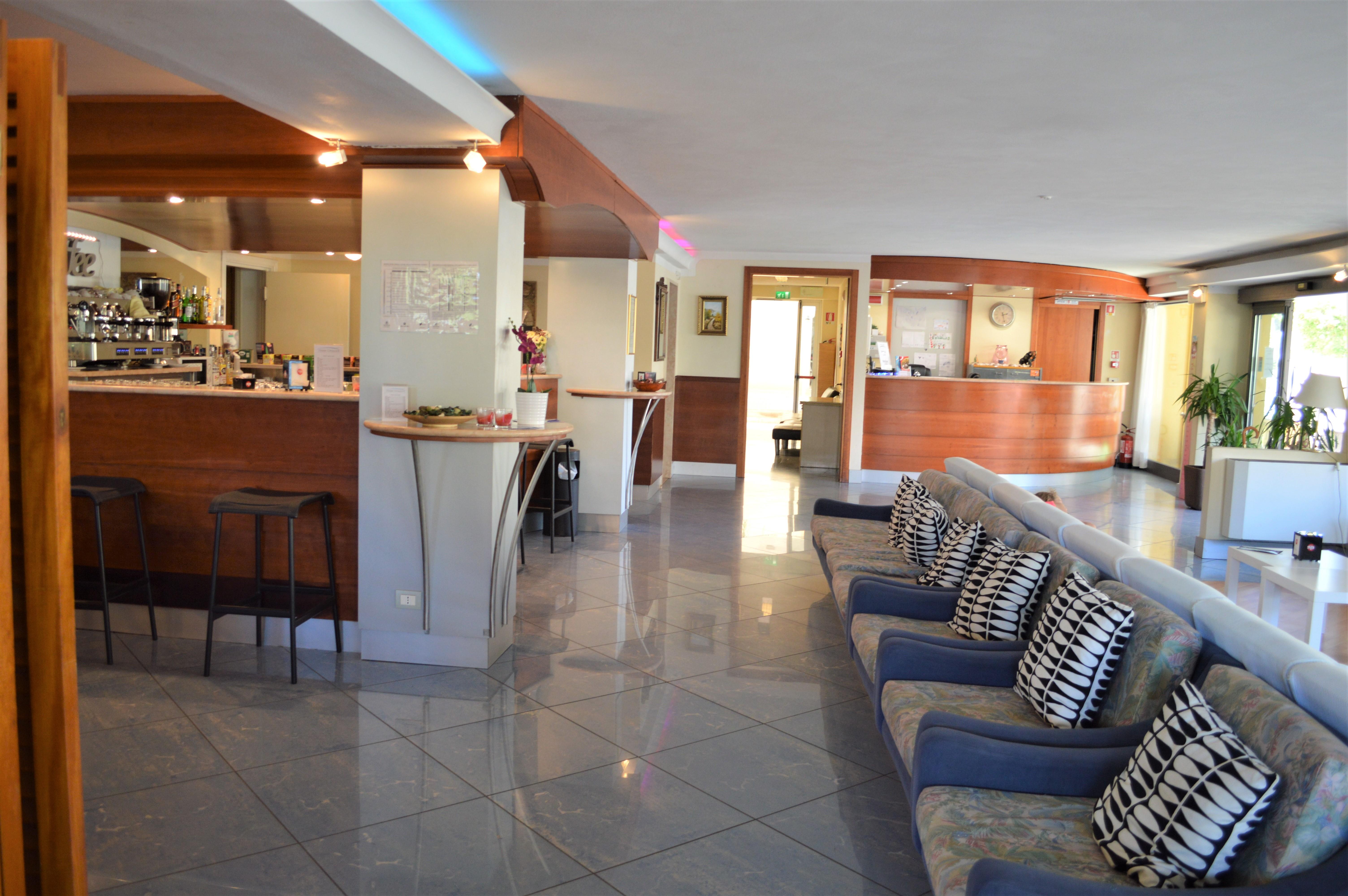 Hotel Orizzonti Rimini Buitenkant foto