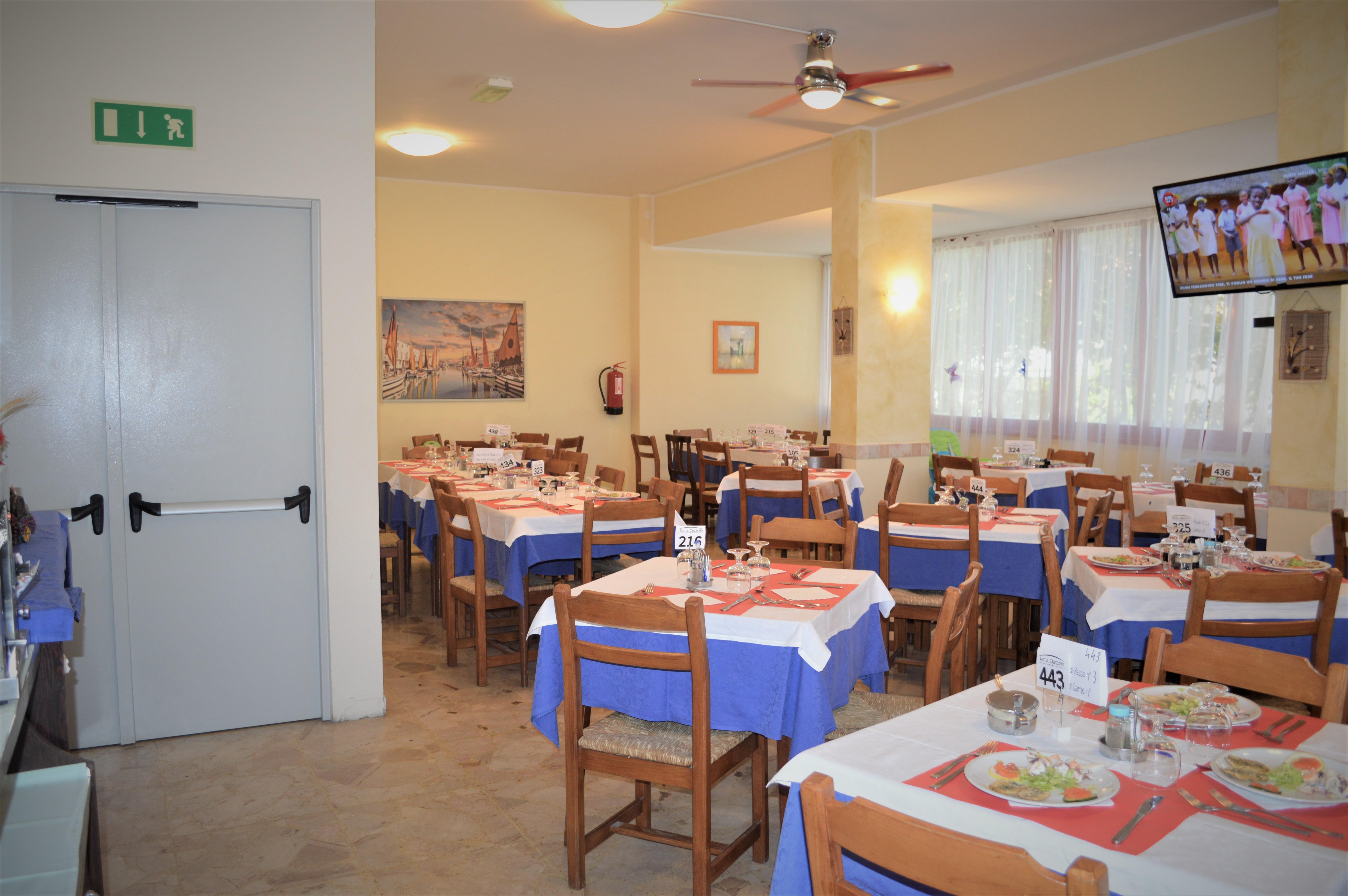 Hotel Orizzonti Rimini Buitenkant foto