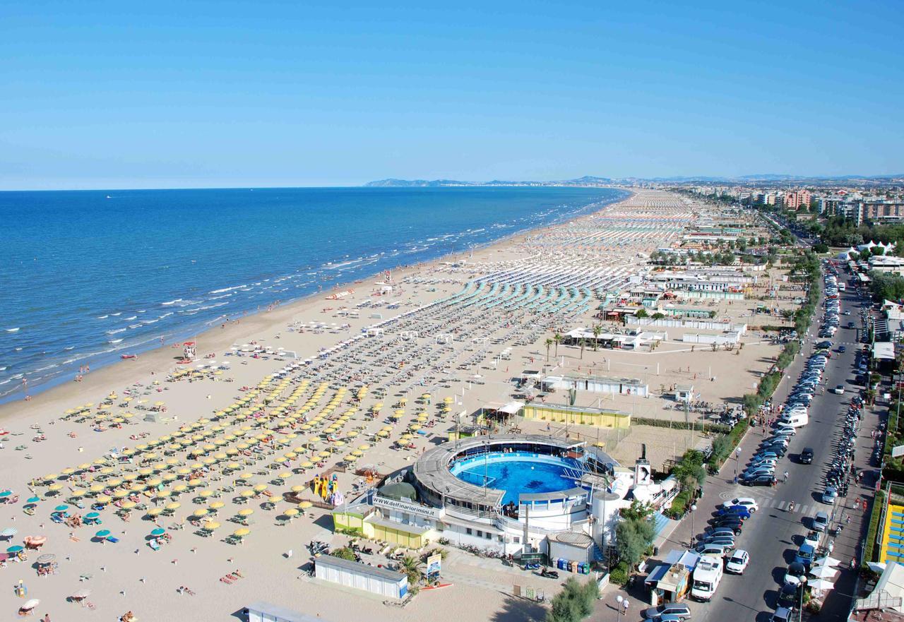 Hotel Orizzonti Rimini Buitenkant foto