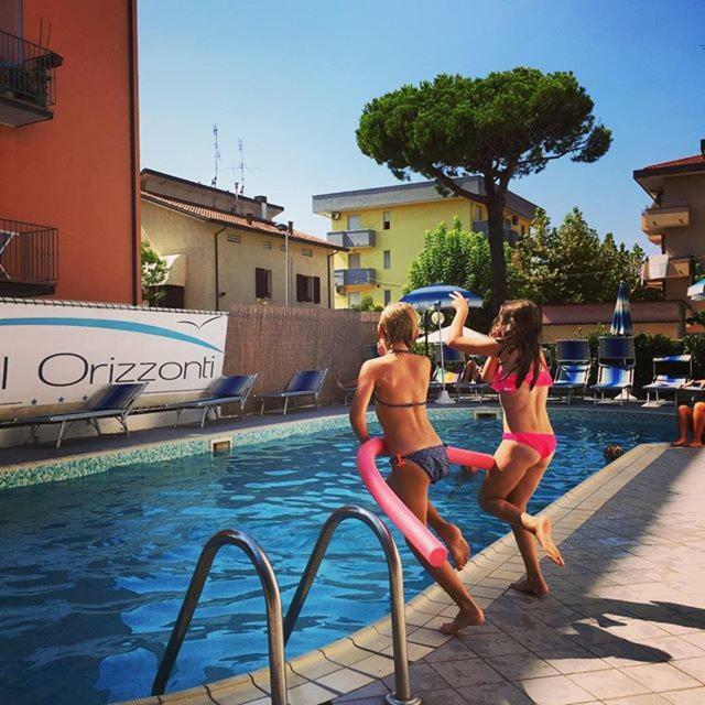 Hotel Orizzonti Rimini Buitenkant foto